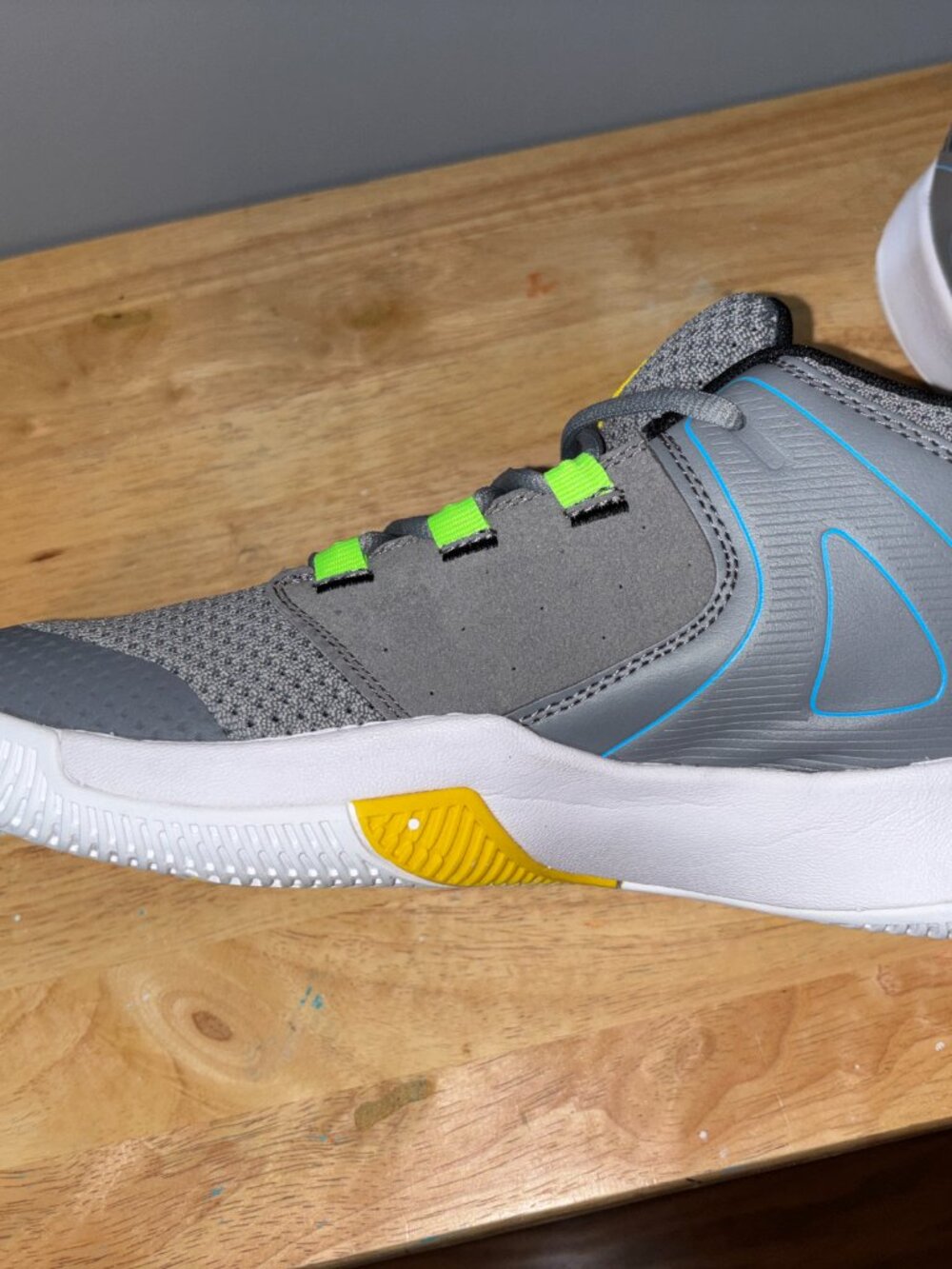 And1 Takeoff 3.0 Basketball Shoes - Picture 4 of 7